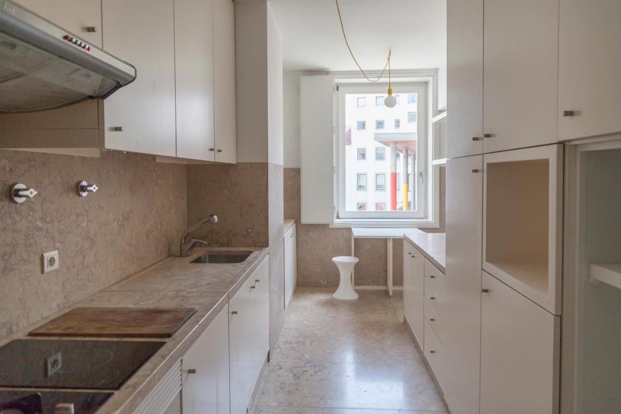 Classy 2Bdr Apartment In Downtown By Lovelystay Lissabon Exterior foto