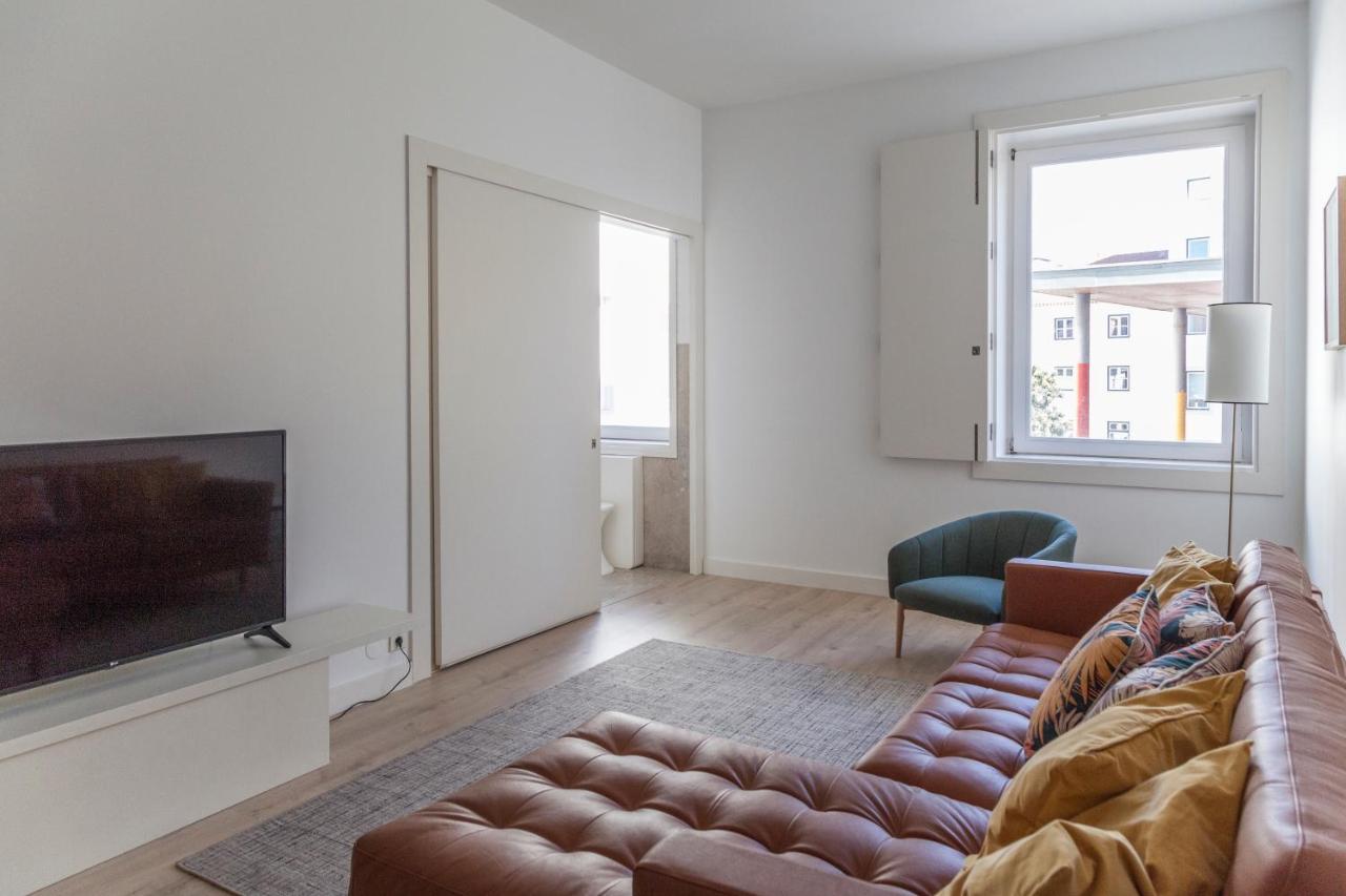 Classy 2Bdr Apartment In Downtown By Lovelystay Lissabon Exterior foto