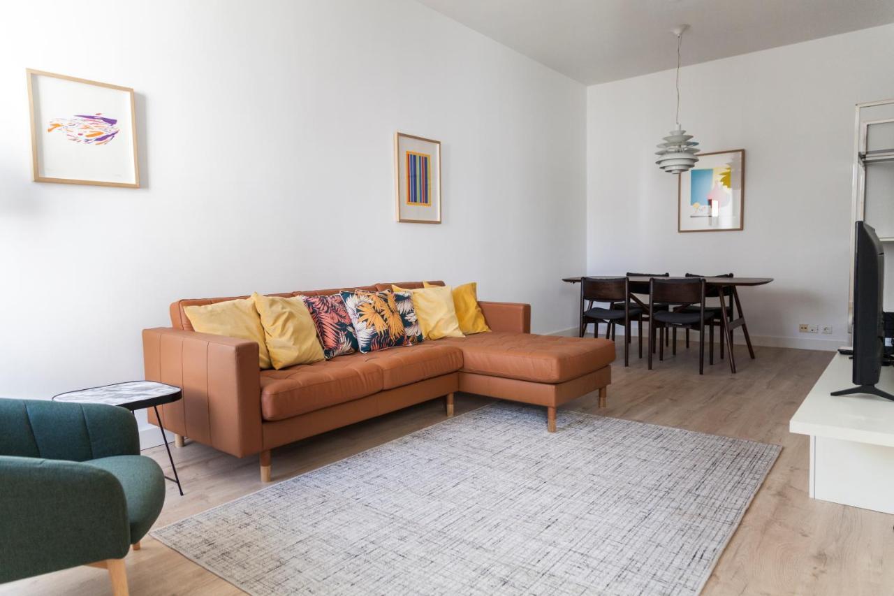Classy 2Bdr Apartment In Downtown By Lovelystay Lissabon Exterior foto